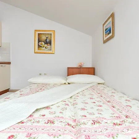 Manuela Apartment *
